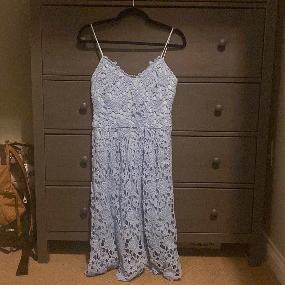 Baby blue lace midi dress size M